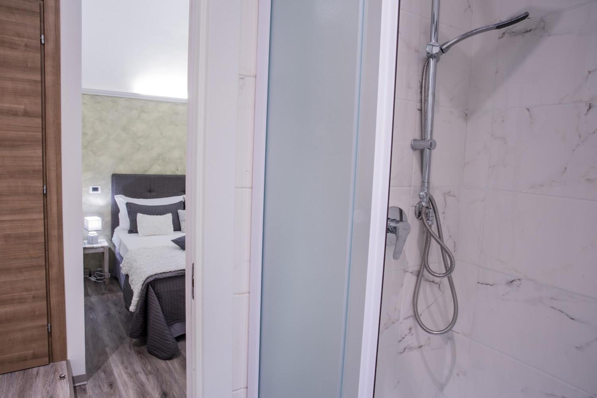 Via Cimarra Luxury Alloggio in famiglia Roma
